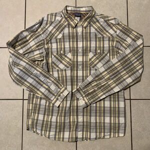 Patagonia Men's Large Yellow Plaid Long Sleeve Button-Up Shirt Casual Outdoor